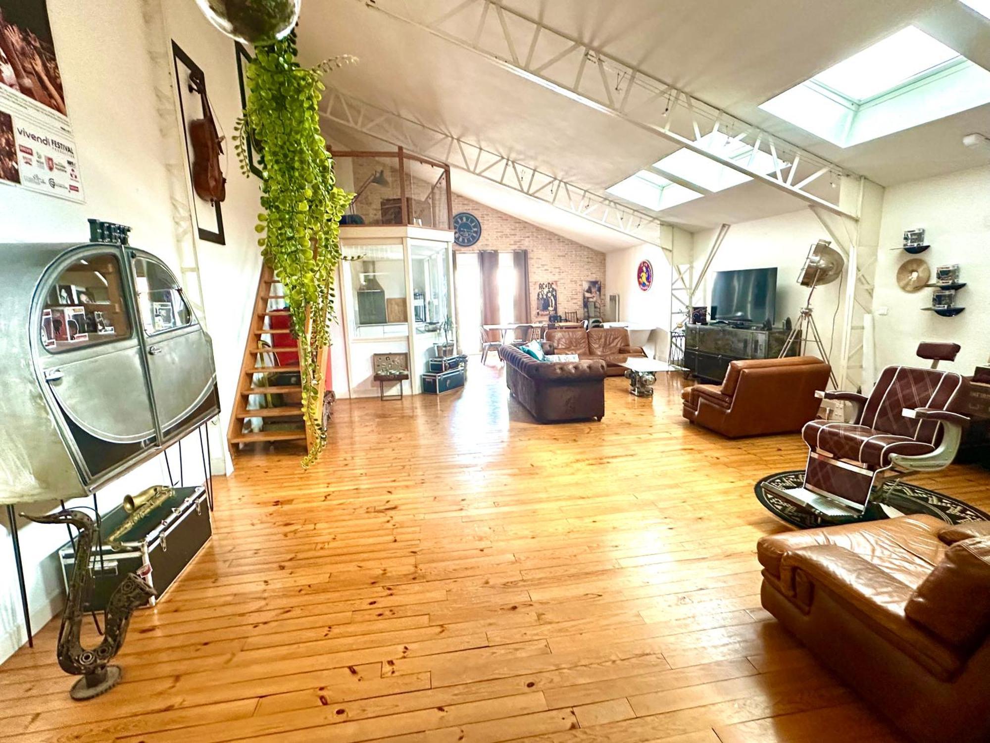 Superbe Loft Centre-Ville - Sauna - Parking Prive -Clim- 1 A 10Personnes Брив ла Гайард Екстериор снимка